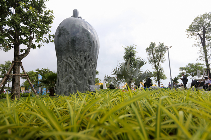 Người Đà Nẵng thích thú với công viên APEC