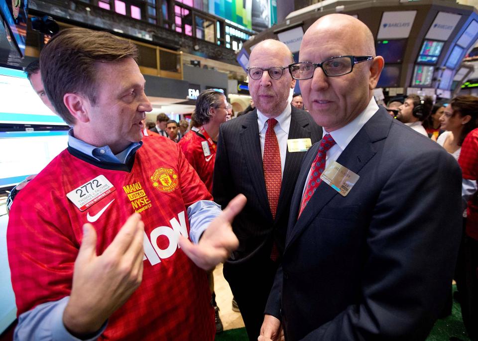 Khát tiền, Mourinho giận đùng đùng sếp lớn MU