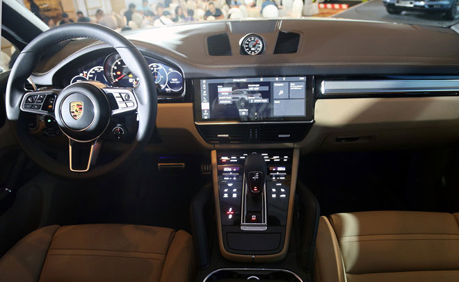 Porsche Cayenne 2018 ra mắt tại Việt Nam, giá từ 4,5 tỷ đồng