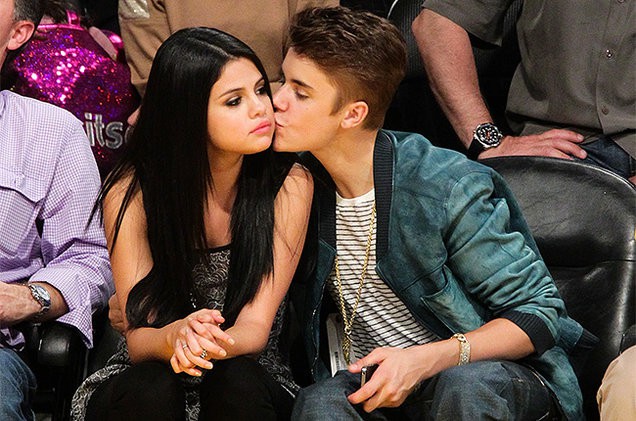 Hé lộ nguyên nhân khiến Selena Gomez quyết định quay lại với Justin Bieber Hé lộ nguyên nhân khiến Selena Gomez quyết định quay lại với Justin Bieber