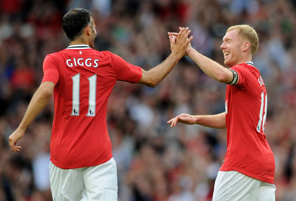 Giggs, Scholes sắp đến Hà Nội