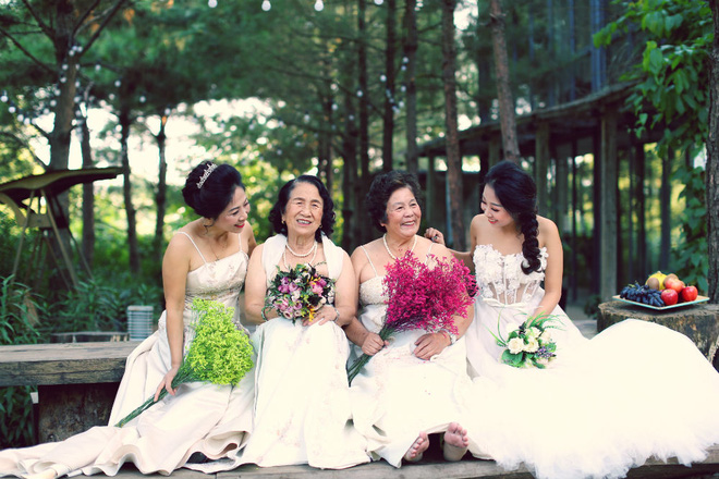 Cả Hà Nội mới có một gia đình “yêu tận tim”: Ông bà, thông gia cưới cùng cô dâu, chú rể vui như thế này!