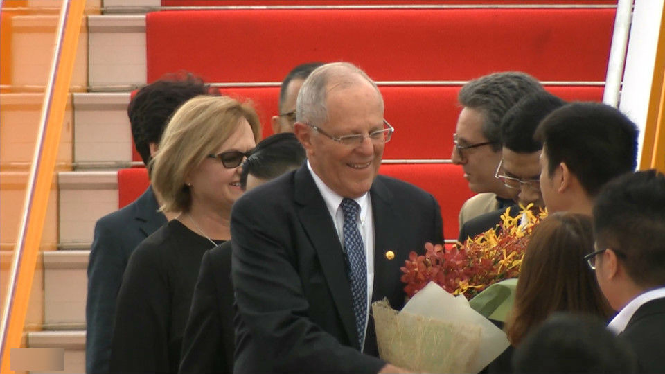 Tổng thống Peru đi máy bay thương mại đến Đà Nẵng dự APEC