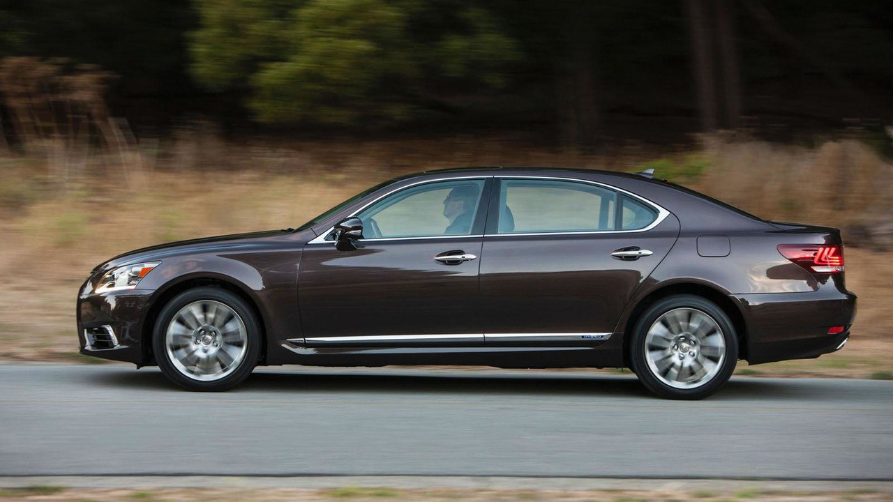 Xe chống đạn đắt nhất Nhật Bản của Thủ tướng Abe