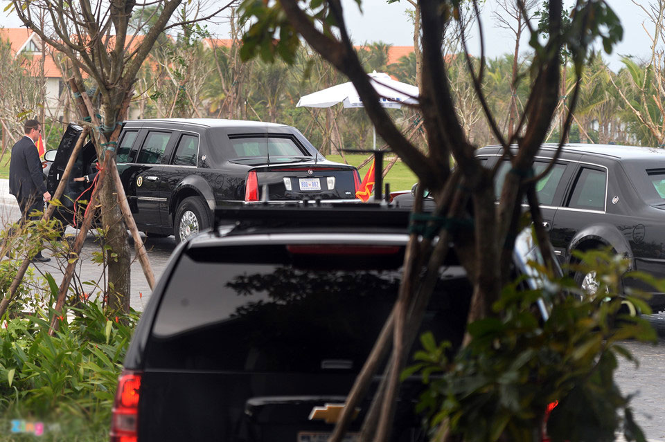 Cận cảnh mật vụ Mỹ bảo vệ khi Tổng thống Trump phát biểu