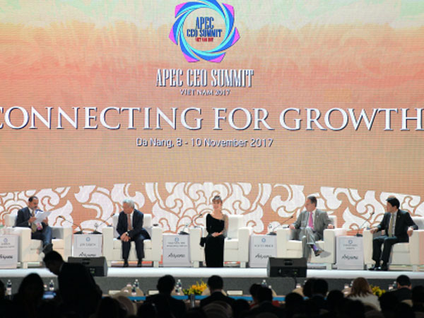 CEO VietJet: Walmart có khả năng tiếp cận hàng chục triệu khách hàng của hãng