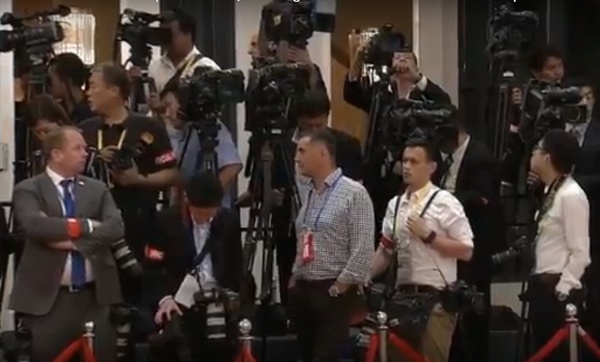 Lễ đón chính thức các nhà lãnh đạo APEC