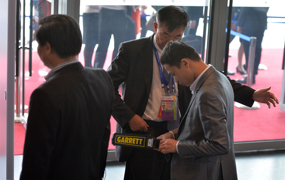 Đón Trump và Tập Cận Bình, an ninh thắt chặt tại Hội nghị CEO APEC