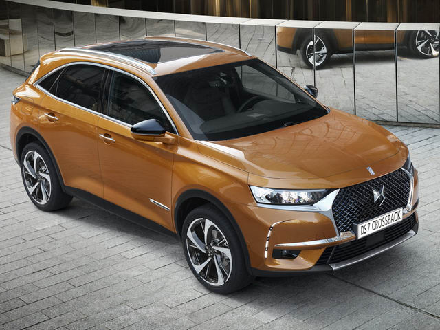 SUV thể thao DS7 Crossback giá từ 837 triệu đồng SUV thể thao DS7 Crossback giá từ 837 triệu đồng