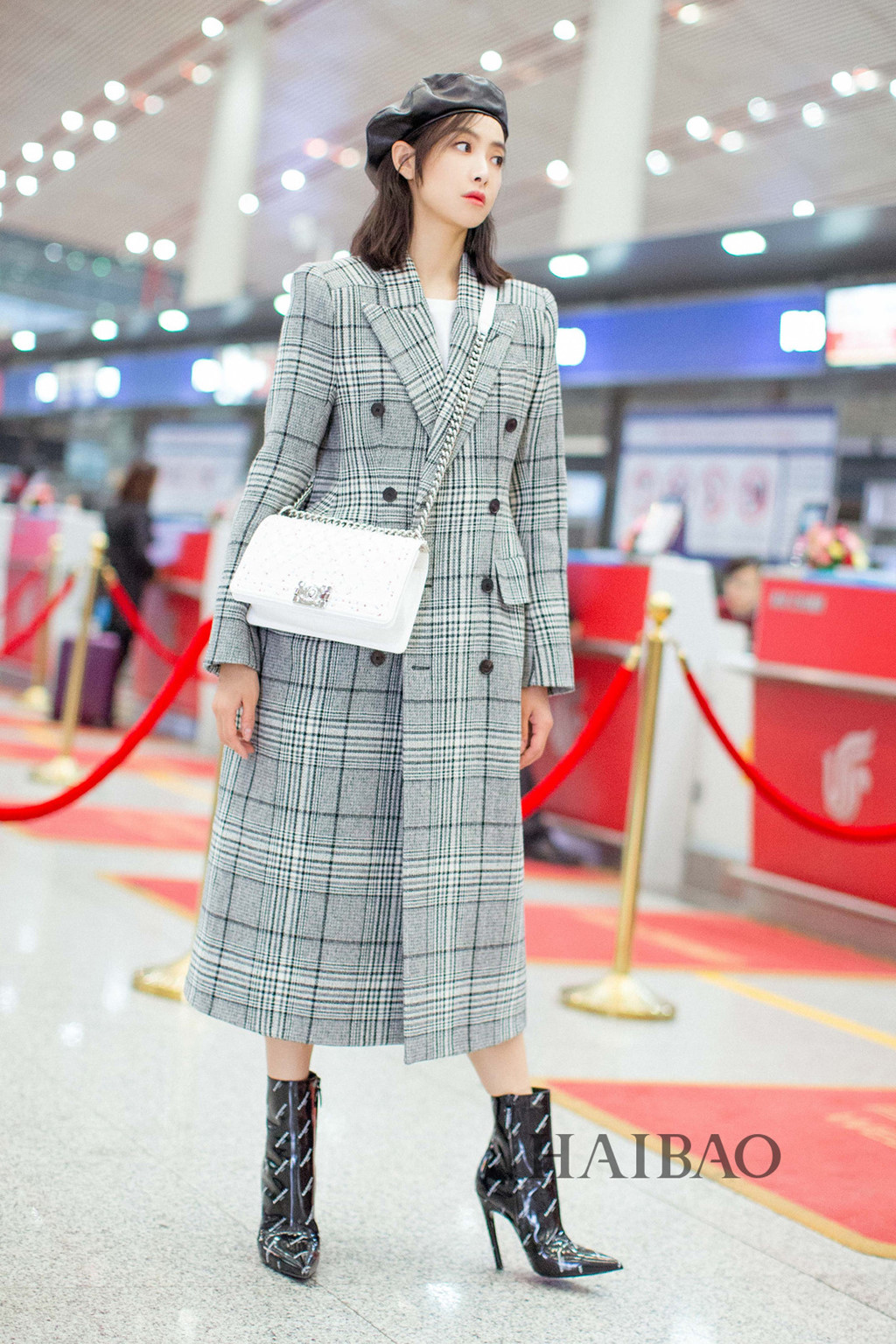 3 kiểu mũ được mỹ nhân Hoa ngữ ưa chuộng ngày lạnh