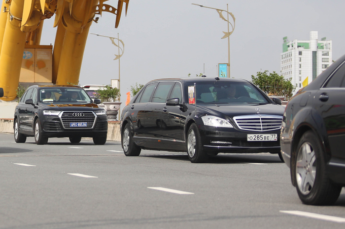 Chiến mã bọc giáp chở Tổng thống Putin tại Đà Nẵng