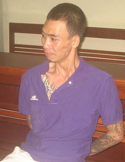 20 giờ đấu trí với kẻ ngáo đá khống chế chính con đẻ