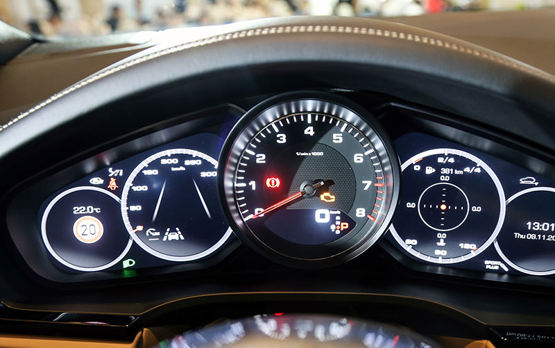 Chi tiết Porsche Cayenne S giá gần 5,5 tỷ đồng tại Việt Nam