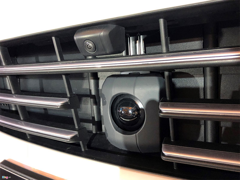 Chi tiết Porsche Cayenne S giá gần 5,5 tỷ đồng tại Việt Nam