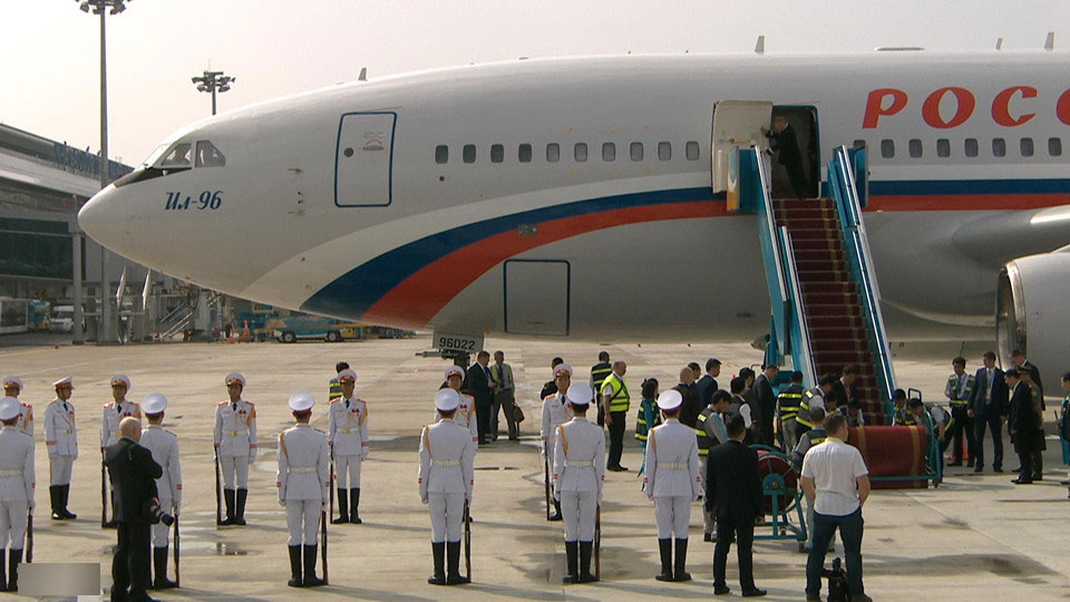 Chuyên cơ chở Tổng thống Putin đến Đà Nẵng dự APEC