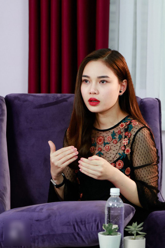 Giang Hồng Ngọc: Bỏ học từ lớp 9, gia đình phá sản, từng yêu 5 người đàn ông Giang Hồng Ngọc: Bỏ học từ lớp 9, gia đình phá sản, từng yêu 5 người đàn ông