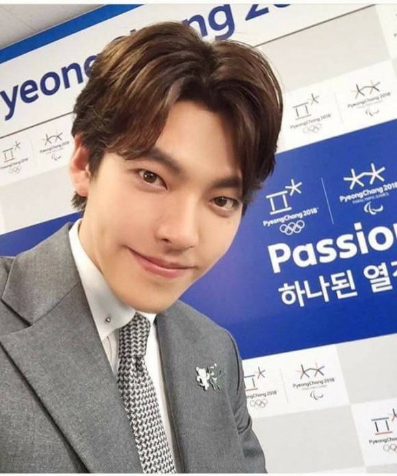 Bạn thân tiết lộ tình trạng của Kim Woo Bin sau thời gian chữa trị ung thư vòm họng