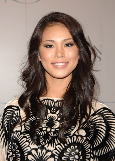 Riyo Mori sau 10 năm đăng quang Hoa hậu Hoàn vũ