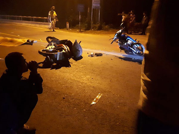 Quảng Ninh: 2 xe máy tông nhau trên đường vắng, 1 người tử vong tại chỗ