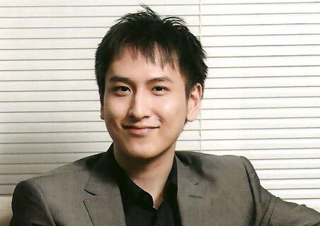 3 tuổi đóng phim, 18 tuổi thành tỷ phú nhưng U40 vẫn không vợ con