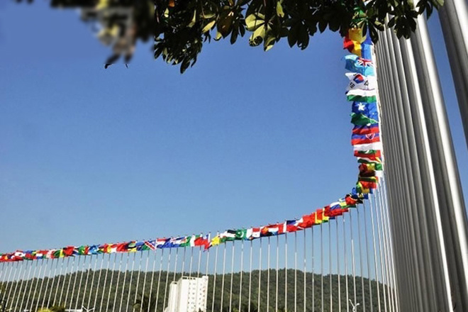 Vương miện Sắc đẹp - tòa nhà chào đón Miss World ở Trung Quốc