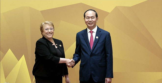 Lãnh đạo APEC tới dự phiên đầu tiên của Hội nghị Cấp cao Lãnh đạo APEC tới dự phiên đầu tiên của Hội nghị Cấp cao