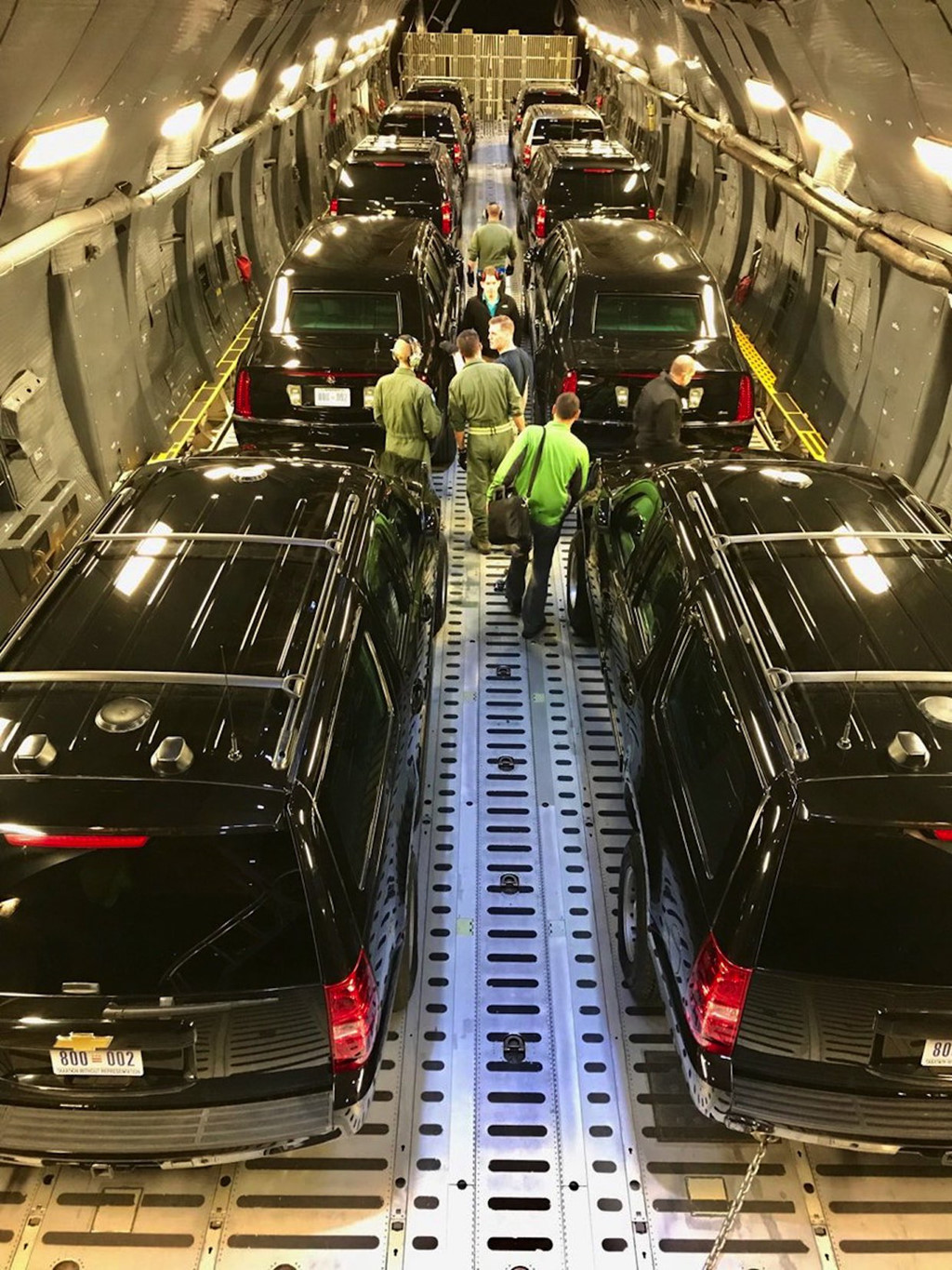 Mỗi ngày di chuyển của tổng thống Mỹ tốn bao nhiêu tiền?