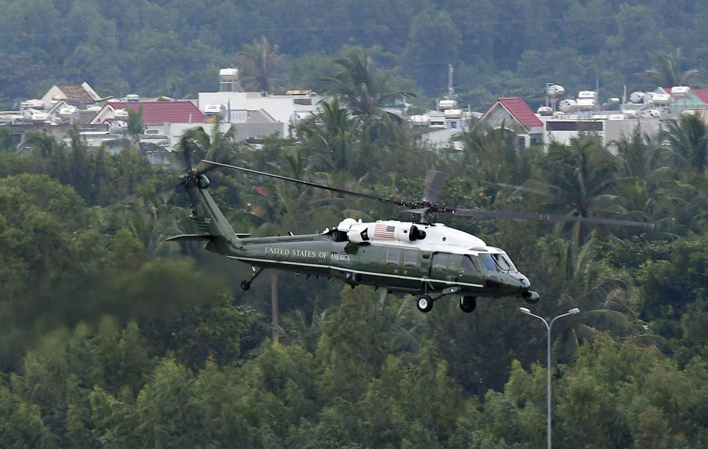 Mỗi ngày di chuyển của tổng thống Mỹ tốn bao nhiêu tiền?