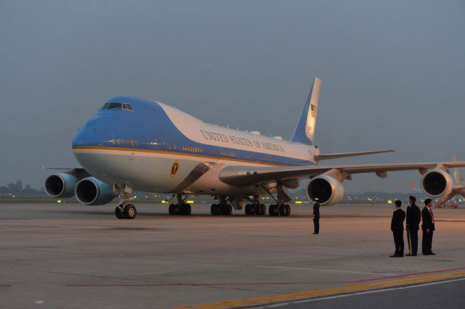 Chủ tịch nước chiêu đãi Tổng thống Mỹ Donald Trump