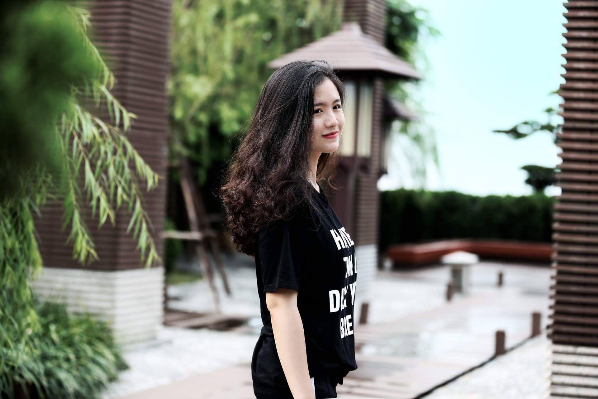 Muốn gặp con gái vừa xinh vừa giỏi hết phần thiên hạ, cứ đến Học viện Ngoại giao mà tìm!