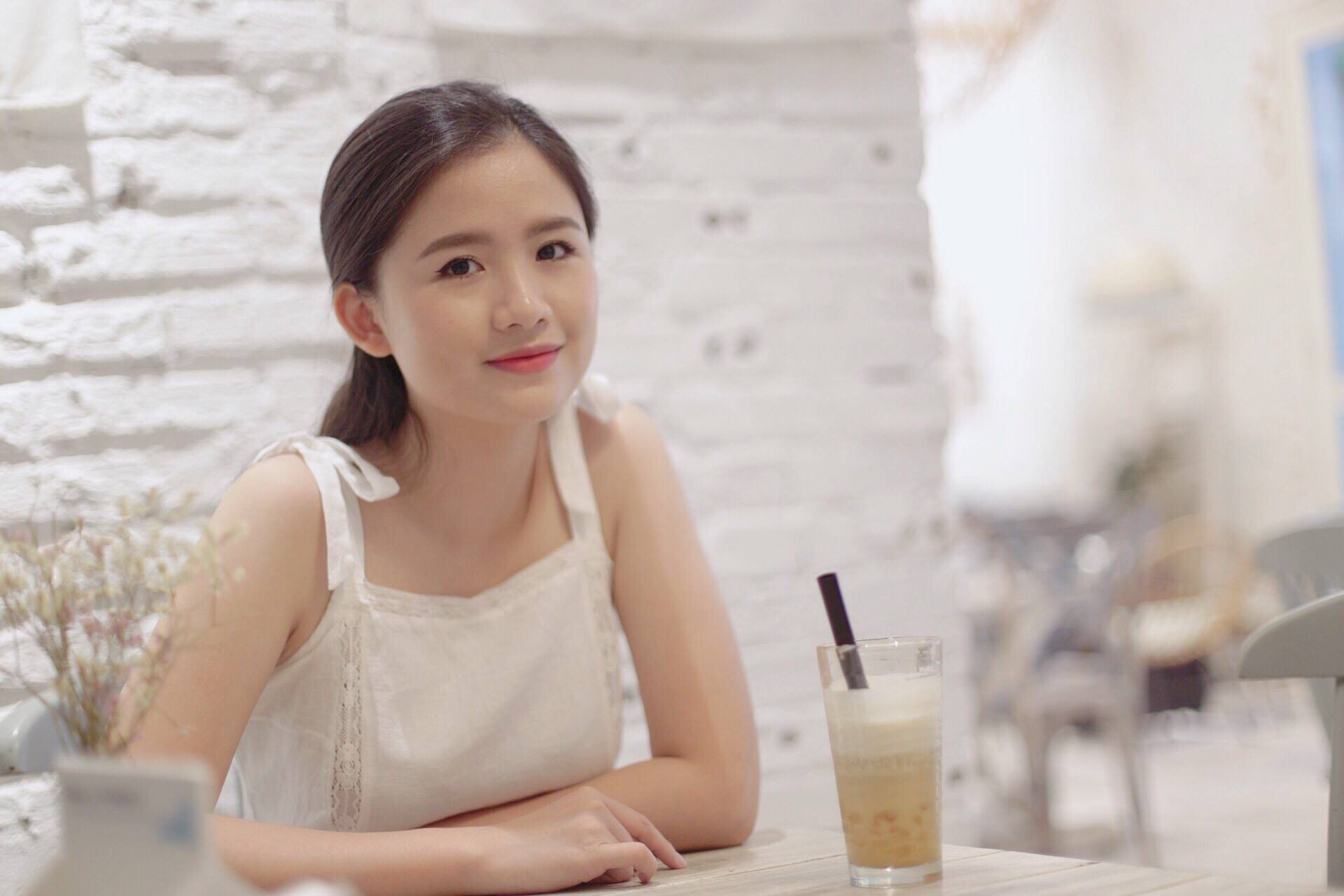 Muốn gặp con gái vừa xinh vừa giỏi hết phần thiên hạ, cứ đến Học viện Ngoại giao mà tìm!