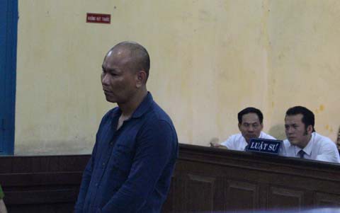 Ly kỳ bắt cóc nữ đại gia đưa vào nhà hoang đòi nợ