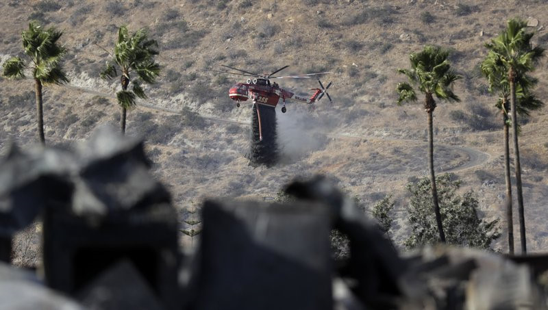 California có thể phải đón Giáng sinh cùng cháy rừng