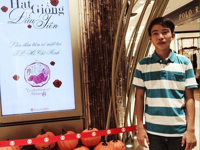 Con trai đi học rồi không về, người cha già ròng rã tìm con suốt một tháng trời mà không thấy