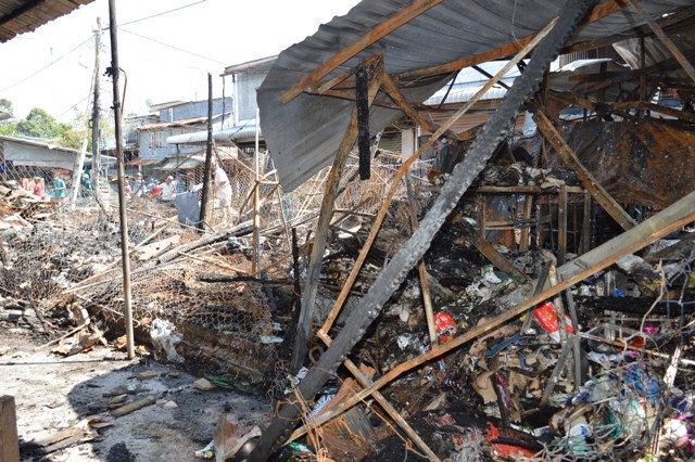 Cháy 11 ki-ốt chợ, thiệt hại hơn 2 tỷ đồng