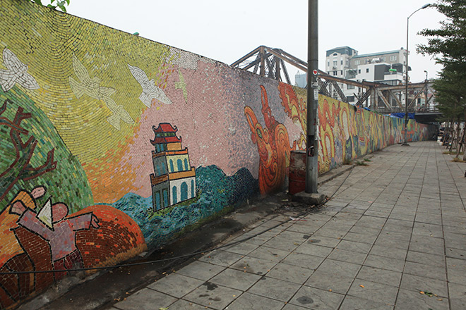 Hà Nội lại phải chi tiền tỷ để vá con đường gốm sứ lớn nhất thế giới