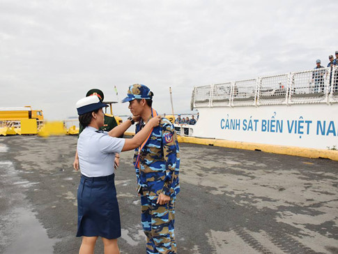 Philippines chào đón tàu cảnh sát biển lớn nhất Việt Nam