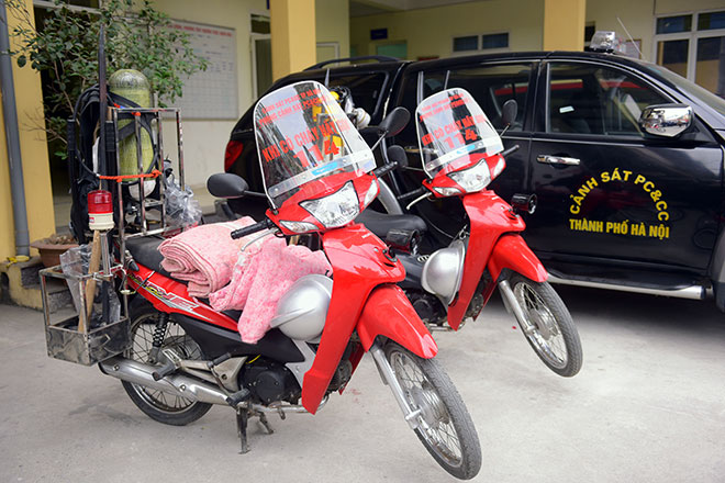 Cận cảnh xe chữa cháy siêu nhỏ, lần đầu xuất hiện ở Hà Nội