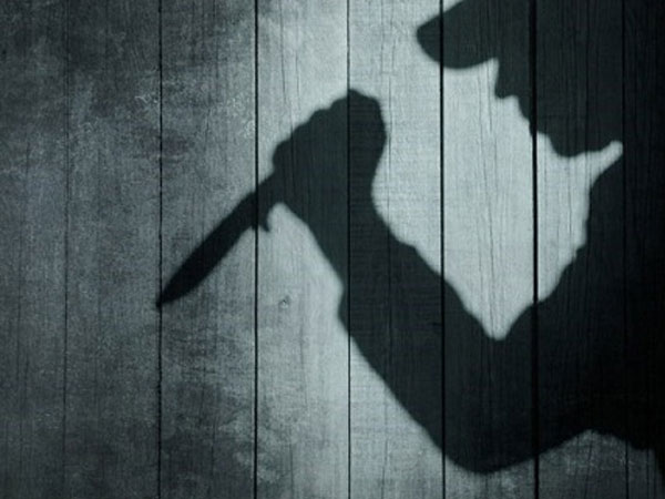 Kẻ côn đồ giết người can ngăn mình