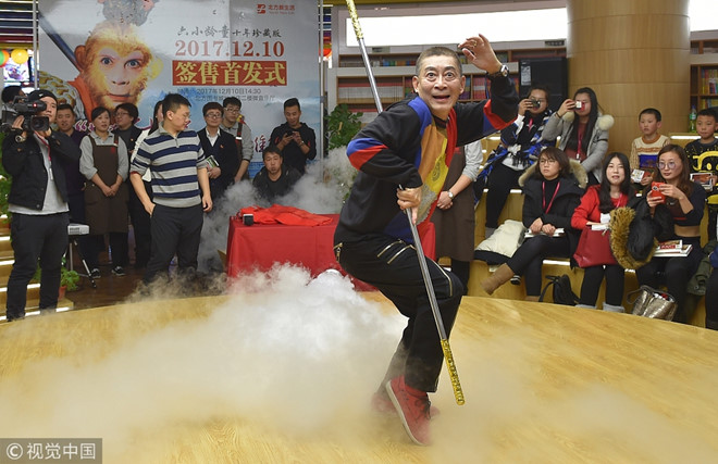 Dân mạng chán ngán khi Lục Tiểu Linh Đồng lại múa gậy Như Ý kiếm tiền