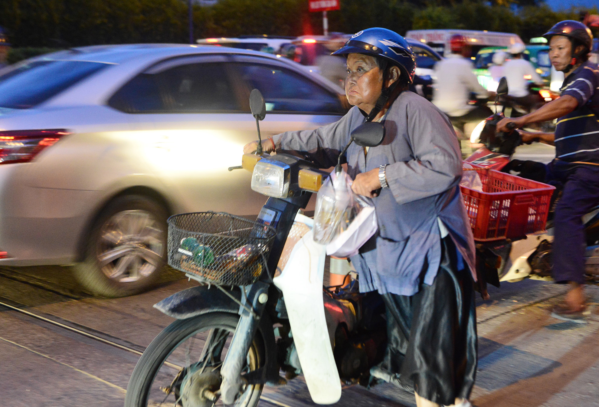 Nỗi ám ảnh giao thông ở hầm vượt sông Sài Gòn