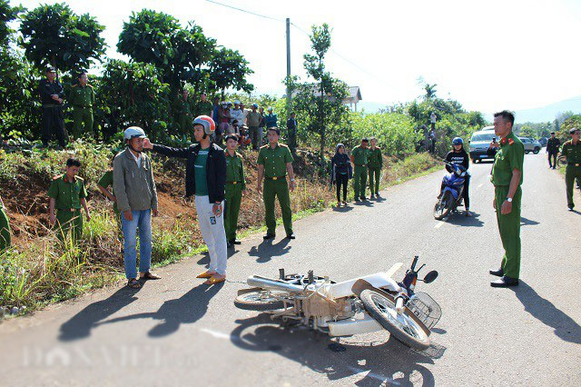 Thực nghiệm hiện trường vụ nam thanh niên đâm chết cựu chiến binh