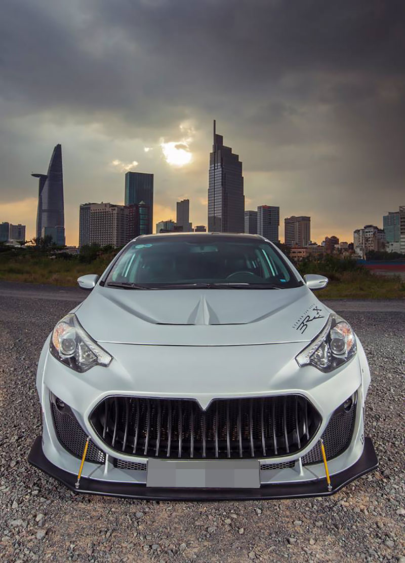 Kia K3 biến thành siêu xe Maserati GranTurismo tại Việt Nam Kia K3 biến thành siêu xe Maserati GranTurismo tại Việt Nam
