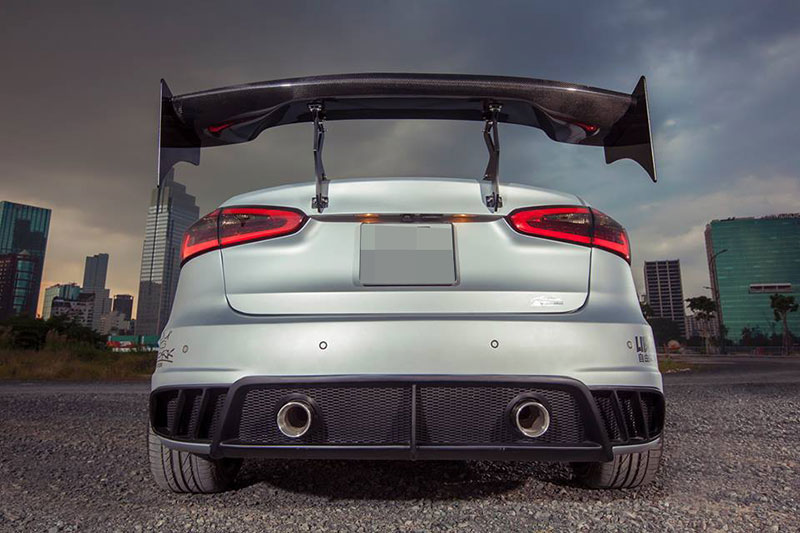 Kia K3 biến thành siêu xe Maserati GranTurismo tại Việt Nam Kia K3 biến thành siêu xe Maserati GranTurismo tại Việt Nam