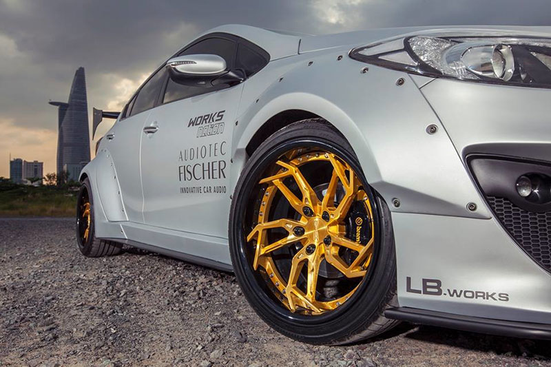 Kia K3 biến thành siêu xe Maserati GranTurismo tại Việt Nam Kia K3 biến thành siêu xe Maserati GranTurismo tại Việt Nam