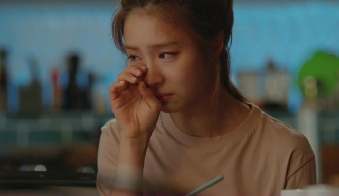 Vừa về làm dâu được 1 tuần, tôi chết đứng khi mẹ chồng giao cho khoản nợ 200 triệu