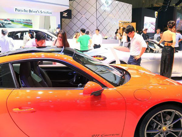 Quy định mới, đừng mơ ô tô giảm giá sâu