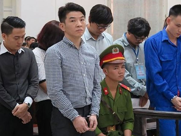 Cựu Tổng Giám đốc sàn vàng ảo hầu tòa