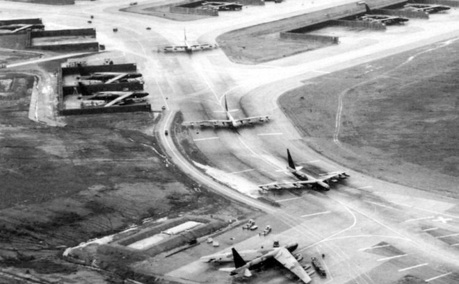 Tên lửa Việt Nam và màn chào hỏi kinh hoàng dành cho B-52 Không quân chiến lược Mỹ