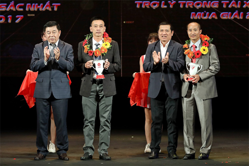 Võ Minh Trí: ‘Ở V-League, chửi trọng tài là dễ nhất